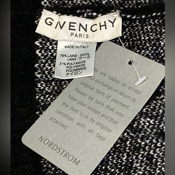 NWT Givenchy Black and White Wool Blend Unisex Beanie - Picture 6 of 7